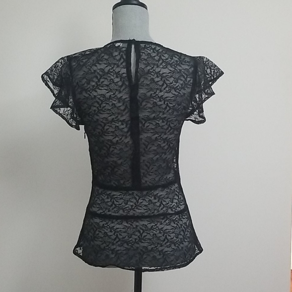 Chelsea28 sheer lace top - Picture 4 of 7